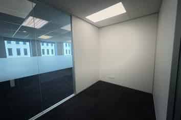 Modern 405sqm Office on Mount Eden’s Top Floor