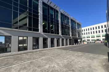 Modern 405sqm Office on Mount Eden’s Top Floor