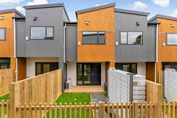 9/300 Great North Road, Henderson