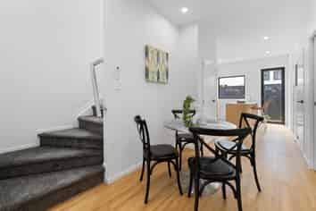 C/10 Bagnall Avenue, Point England