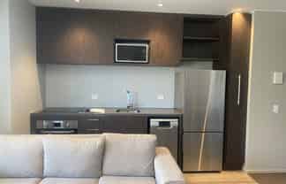 408/34 Red Oaks Drive, Frankton