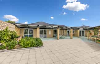 38 The Esplanade, Pegasus