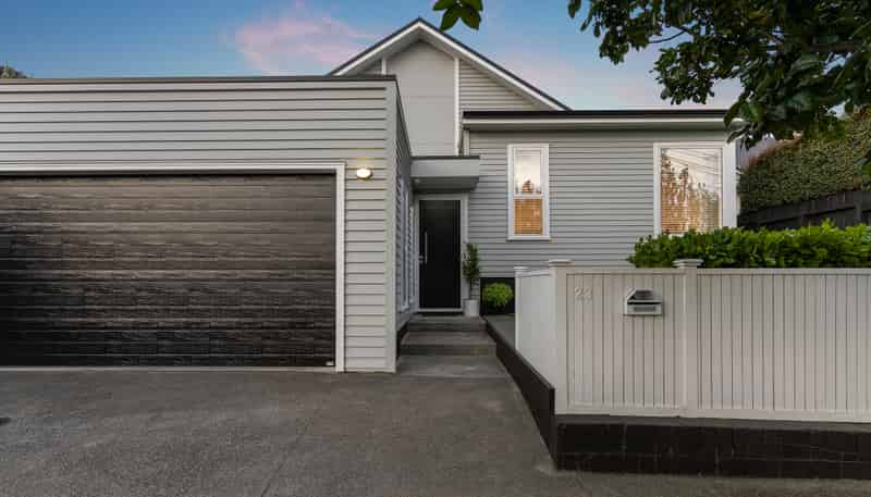 23 Brookfield Avenue, Onehunga