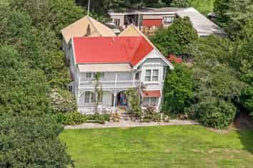 62 Broad Street, Southbridge