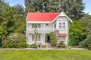 62 Broad Street, Southbridge