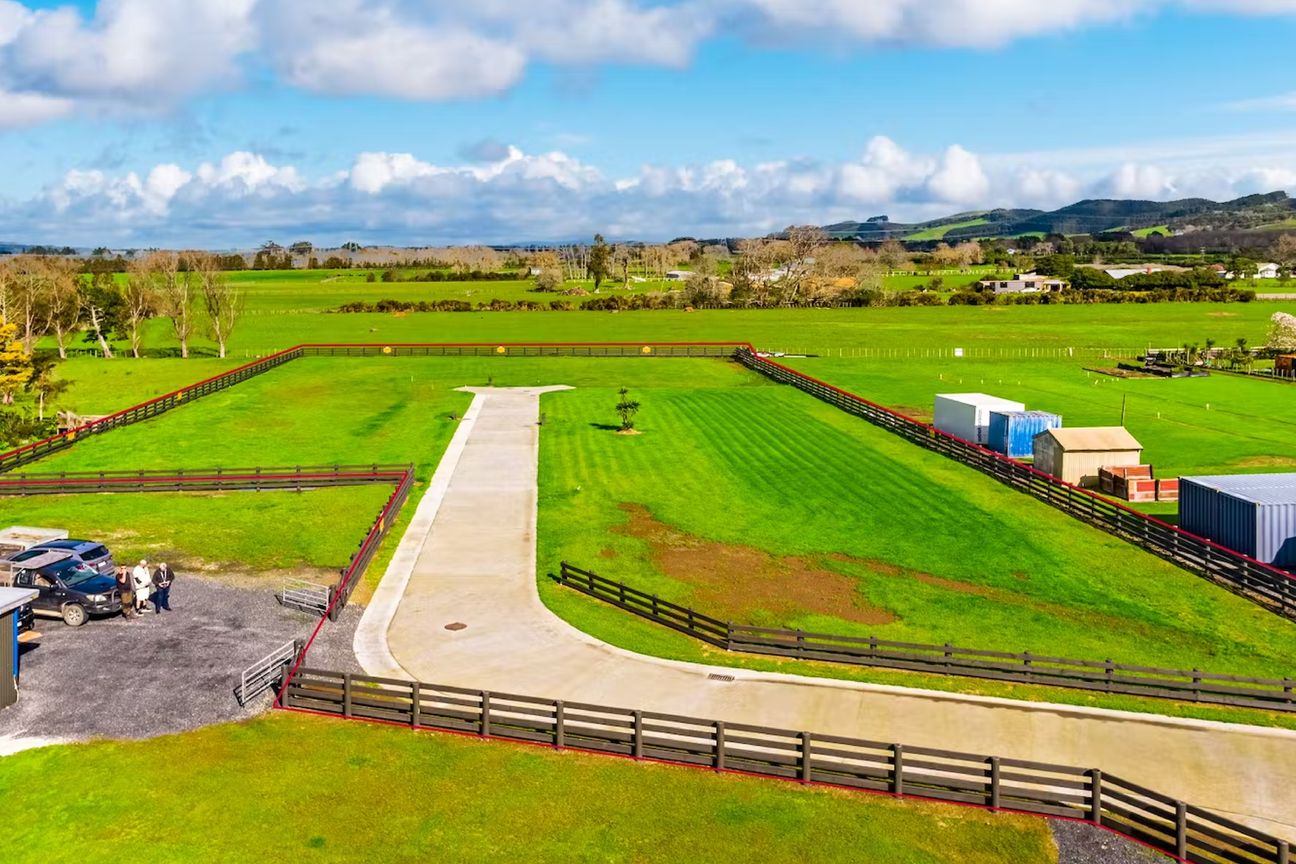 Ideal Living at The Vines, Clevedon - Más
