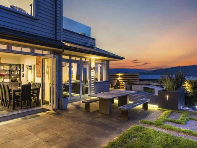 349 Highcliff Road, Waverley