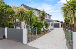 42 Queenspark Drive, Parklands