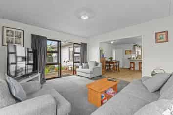 30B Woolfield Road, Papatoetoe