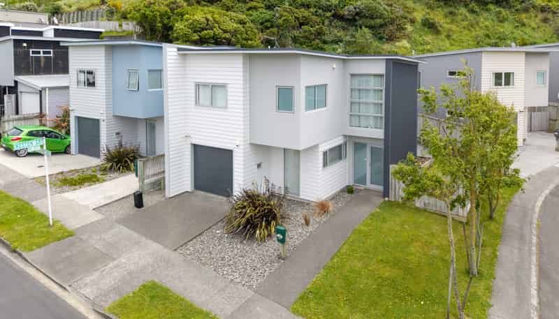 38 Erlestoke Crescent, Churton Park