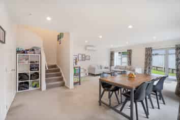 38 Erlestoke Crescent, Churton Park