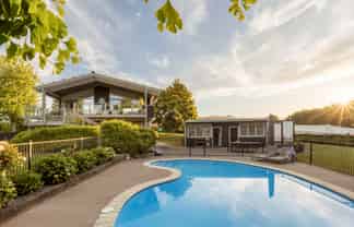 127 Armstrong Road, Te Puna