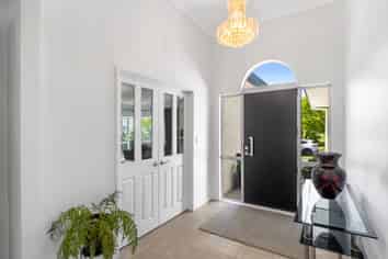 36 Presidential Drive, Milson