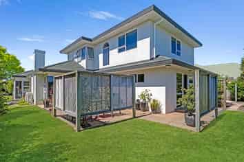 36 Presidential Drive, Milson