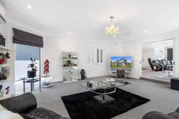 36 Presidential Drive, Milson