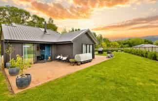 3 Three Kings Court, OUTRAM