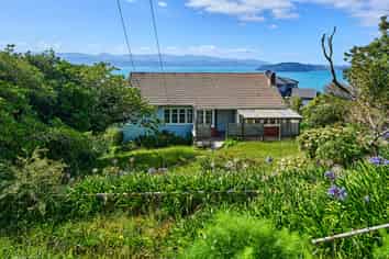 73 Homebush Road, Khandallah