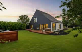 49B Inwoods Road, PARKLANDS