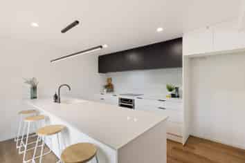 49B Inwoods Road, PARKLANDS