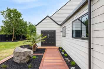 49B Inwoods Road, PARKLANDS