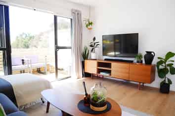 15/42A Park Avenue, Papatoetoe