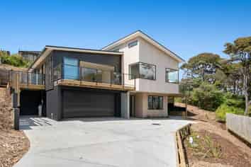 13 Ti Tree Lane, Stanmore Bay