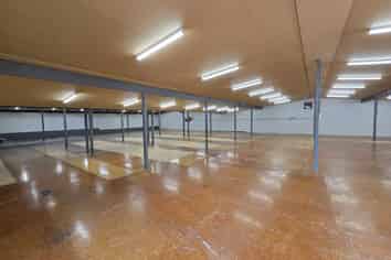 Tidy Road Front Mount Wellington Unit | 461m2