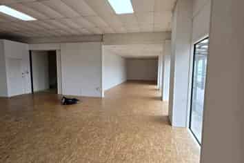 Showroom and Storage on Morrin | 506m2 + 324m2