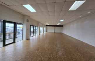 Showroom and Storage on Morrin | 506m2 + 324m2