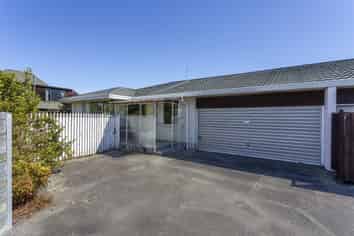 1/23A Konini , Riccarton