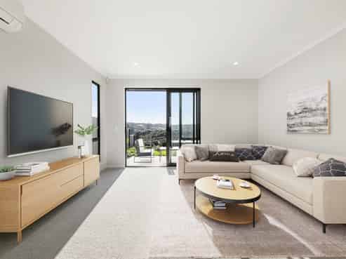 13 Te Ara Tu Para, Albany