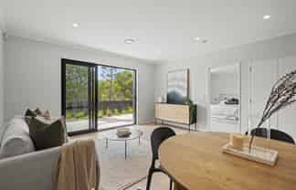 2/1 Parapara Place, Albany