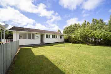 17 Koromiko Avenue, Hawera