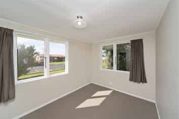 17 Koromiko Avenue, Hawera