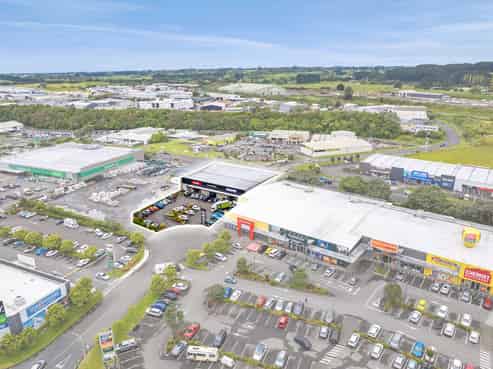 Modern Multi-Tenanted Investment 