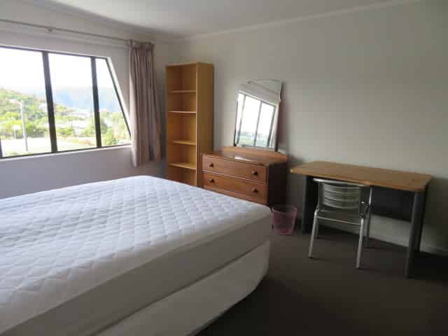 Room 2/147 Dowse Drive, Maungaraki