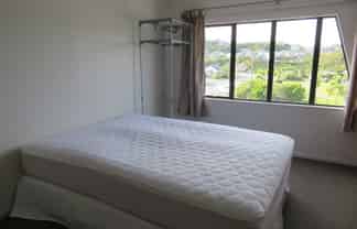 Room 2/147 Dowse Drive, Maungaraki