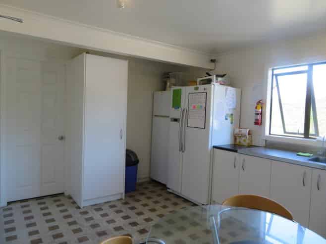 Room 2/147 Dowse Drive, Maungaraki