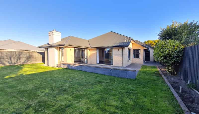 10 Sedgemoor Close, Burwood