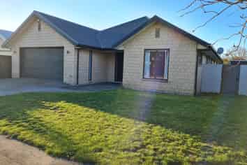 10 Sedgemoor Close, Burwood