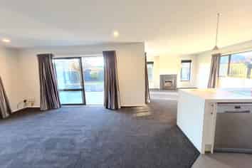 10 Sedgemoor Close, Burwood