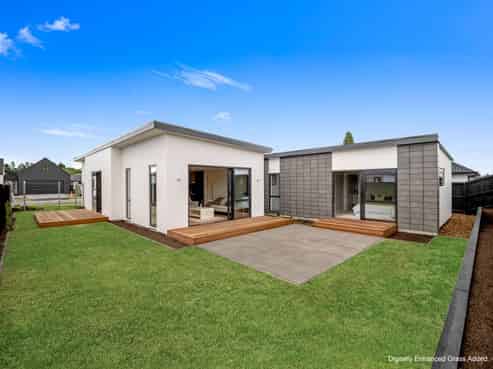 9 Twin Meadows Drive, Casebrook