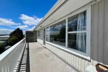 5/2 Ewenson Avenue, One Tree Hill