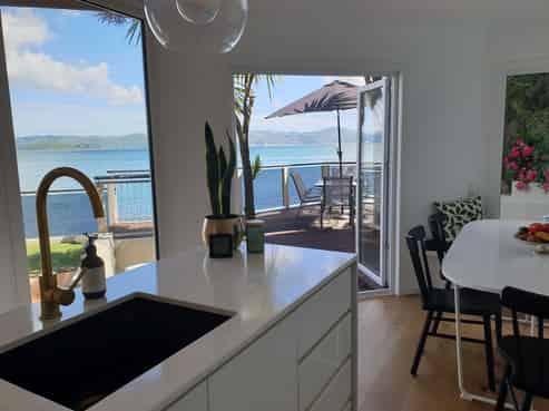 719 Marine Drive, Eastbourne