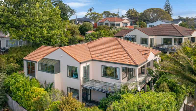 3/3 Galaxy Drive, Mairangi Bay