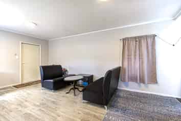 129b Boundary Road - Pets Allowed, Claudelands