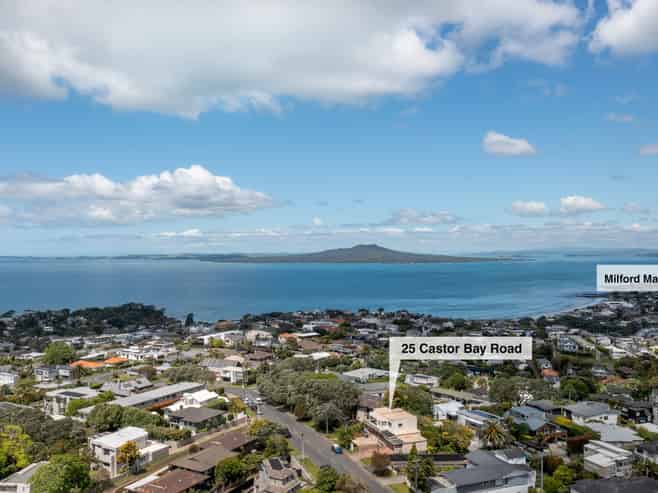 25 Castor Bay Road, Castor Bay