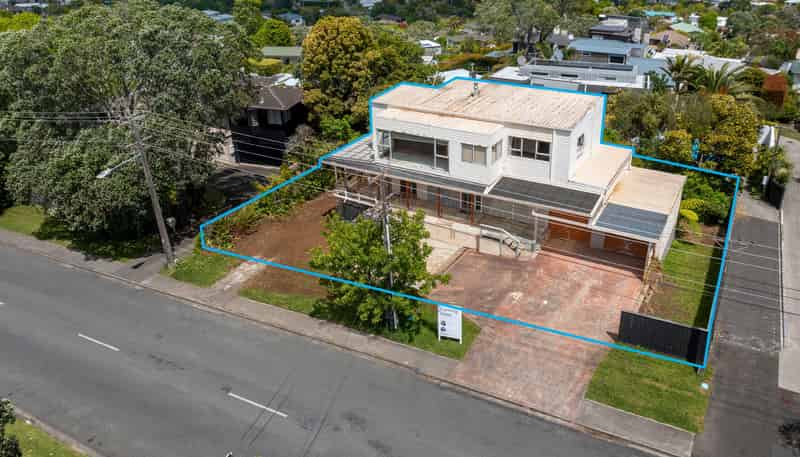 25 Castor Bay Road, Castor Bay