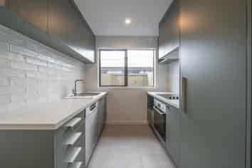 2 Holland Road, Fairfield