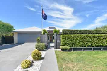 7 Araucana Way, Burwood